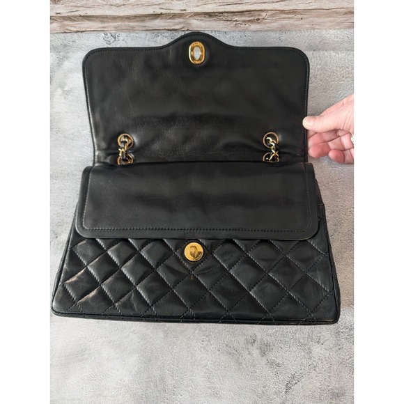 RARE Vintage Chanel Paris Limited 26cm Double Flap Two-Tone CC Black Lambskin - Picture 12 of 16